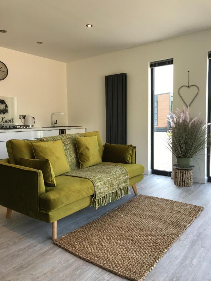 Askam in Furness Parkknott Retreat Luxury Lodge With Private Hot Tub מראה חיצוני תמונה